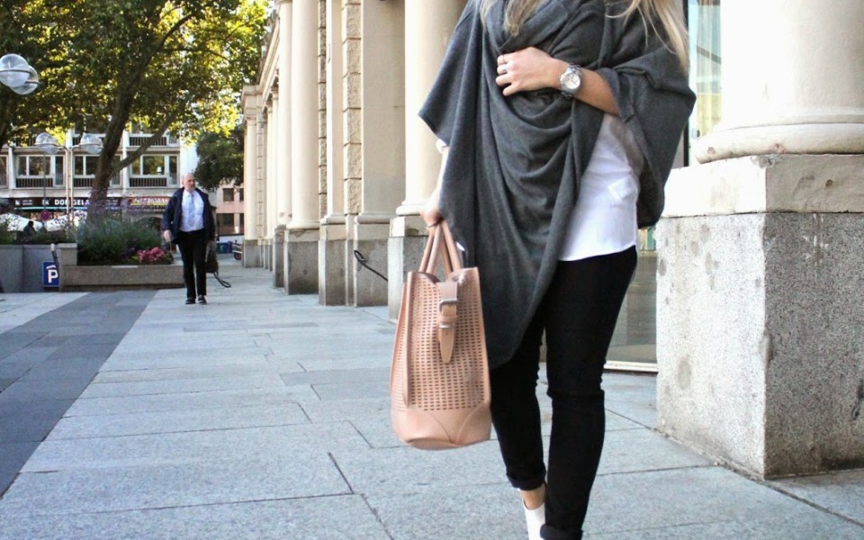 https://www.fashiontwinstinct.com/wp-content/uploads/2014/09/IMG_1429-960x600_c.jpg