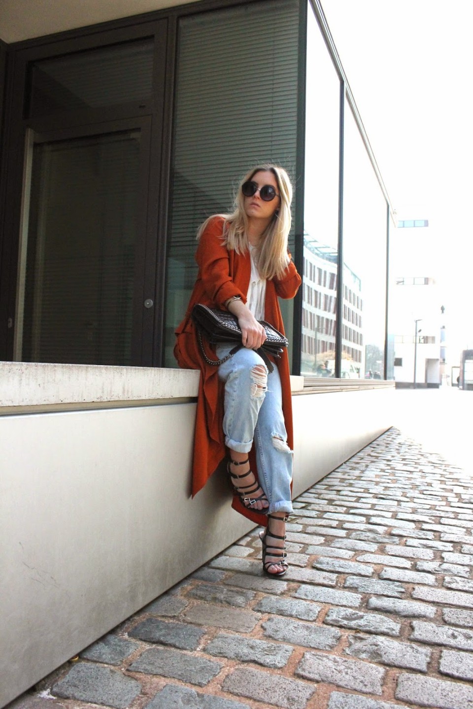https://www.fashiontwinstinct.com/wp-content/uploads/2015/04/IMG_6243-960x1440_c.jpg