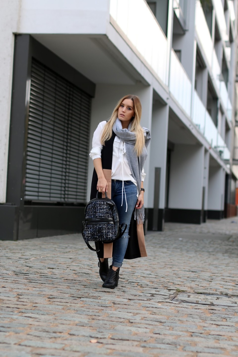 https://www.fashiontwinstinct.com/wp-content/uploads/2015/10/IMG_8871-960x1440_c.jpg