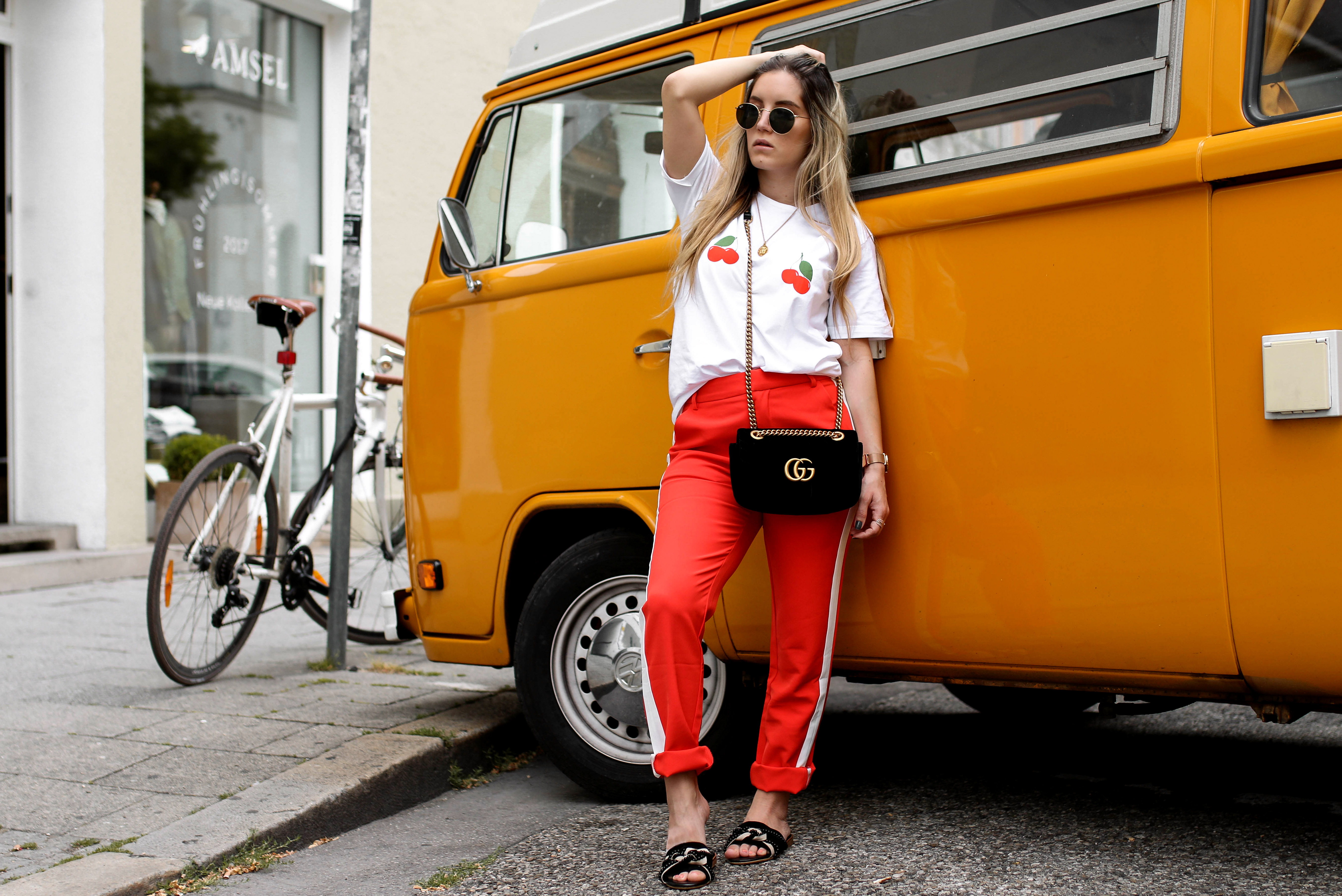 cherry shirt loavies gucci marmont gg marmont velvet fashion blog streetstyle pinterest