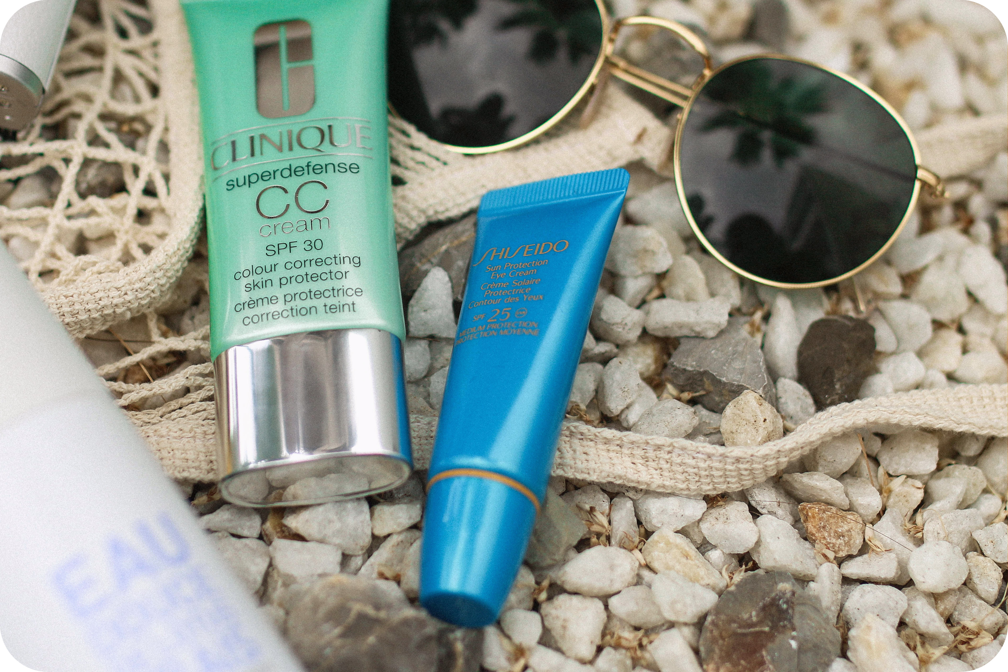 https://www.fashiontwinstinct.com/wp-content/uploads/2017/07/holiday-beauty-essentials-douglas-shiseido-augen-sonnencreme-sun-care-eyes.jpg