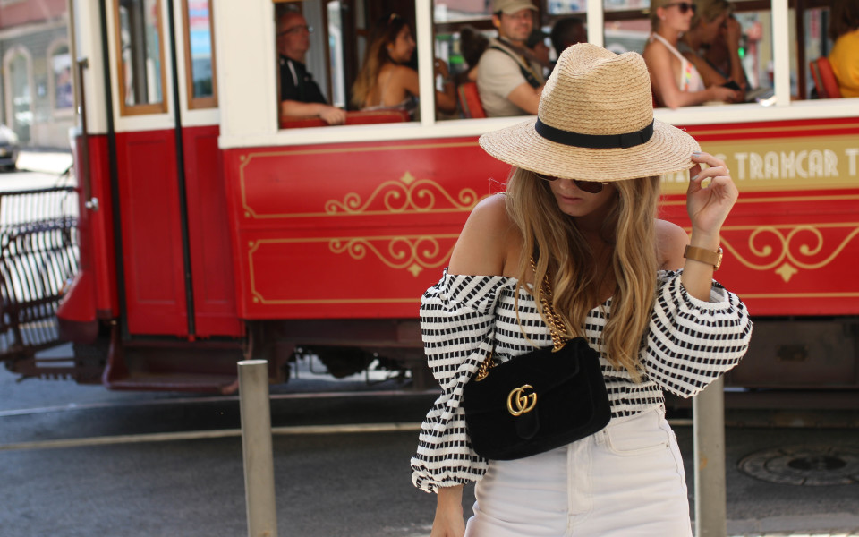 https://www.fashiontwinstinct.com/wp-content/uploads/2017/08/zara-bow-slides-orange-off-shoulder-gucci-marmont-fashion-blog-streetstyle-lisbon-960x600_c.jpg