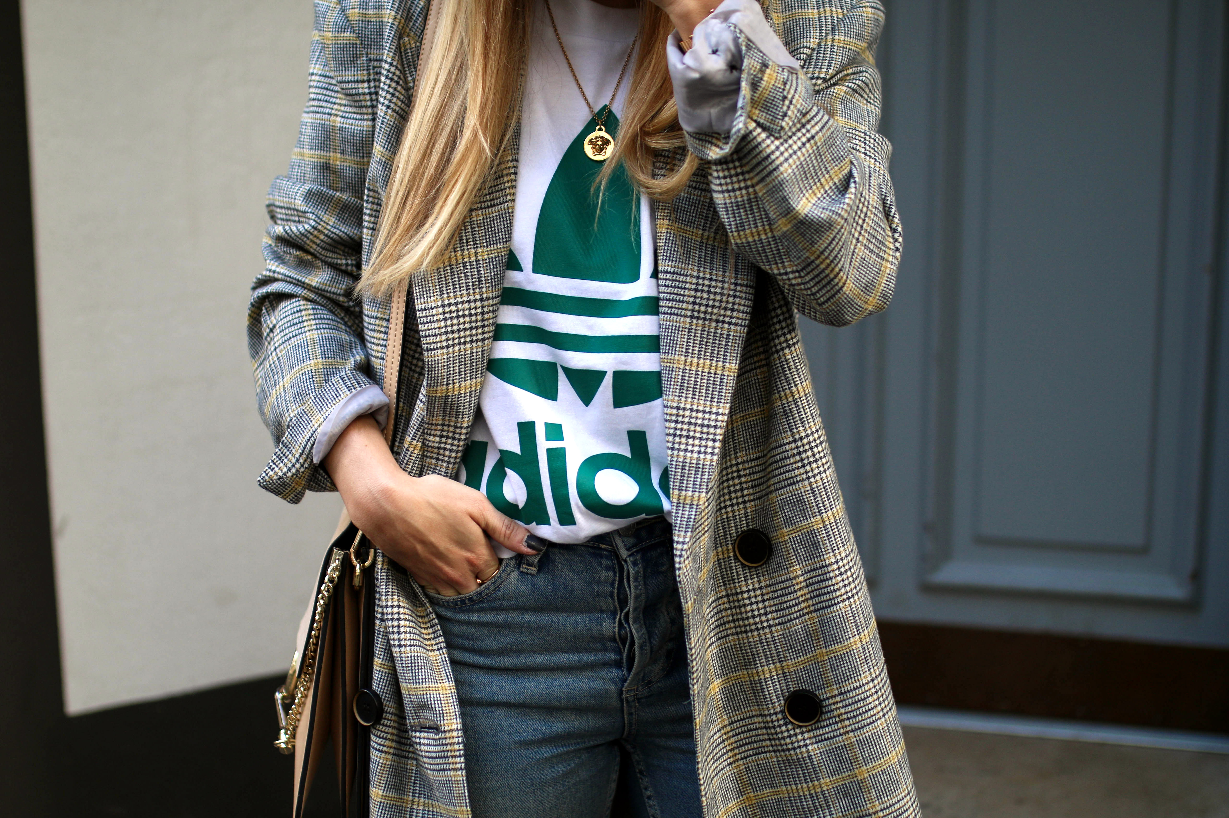 baker boy hat checked coat chloegirls outfit inspo streetstyle